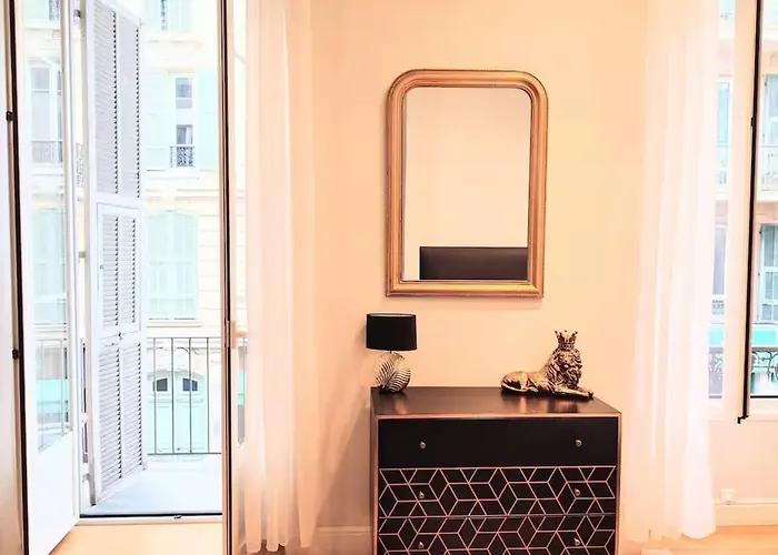 아파트 In The Heart Of Close To Amenities