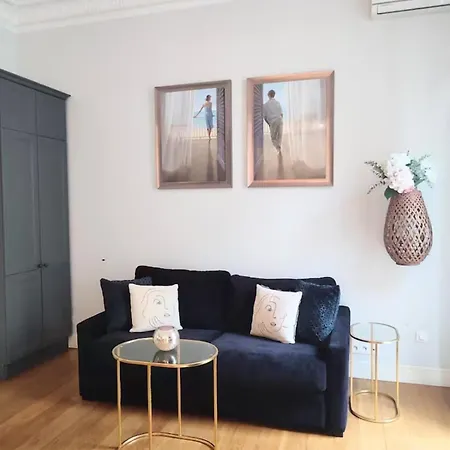 In The Heart Of Close To Amenities *