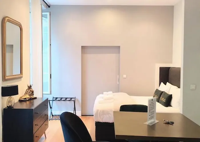 In The Heart Of Close To Amenities * Nice